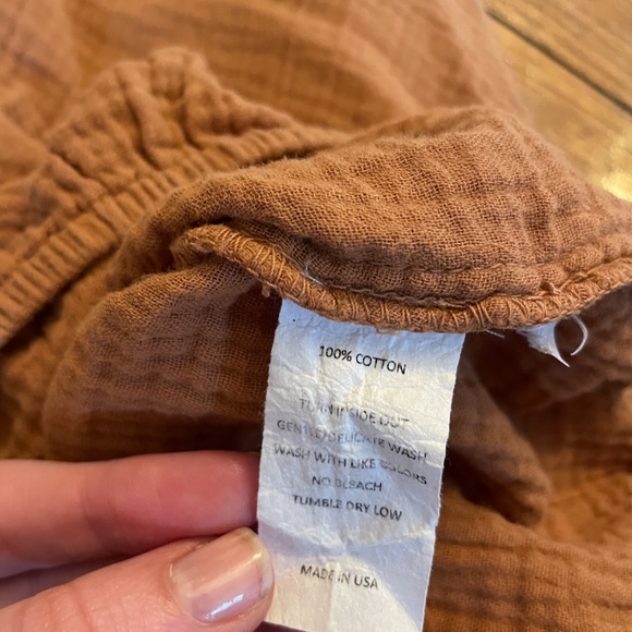 Suunday Gauze Dolman Top in Meerkat, XS - Picture 4 of 6